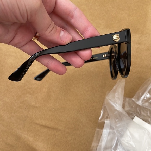 GUCCI Sunglasses - Picture 5 of 14